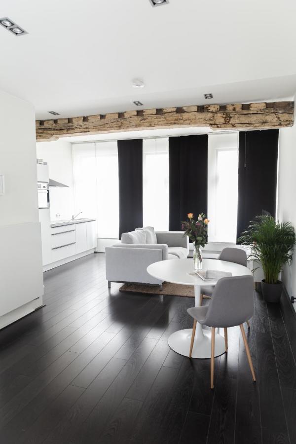 Klapdorp Apartment Антверпен Екстериор снимка